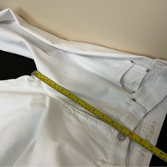 NWT American Eagle Outfitters 90’s Straight White Jean - Picture 15 of 15